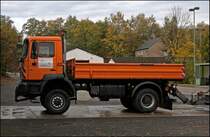Hier der MAN 19.364 auf der  Waschplatte  der Autobanhnmeisterei Ldenscheid. Aufgenommen nach der Wsche..... (24.10.2008) 