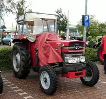 =MF 133, gesehen bei der Oldtimerausstellung in Angersbach, September 2016