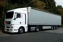 =MAN - Sattelzug steht im Juli 2016 auf dem Autohof Fulda-Nord