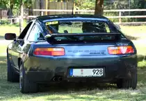 Porsche 928, Heckansicht, bei Zülpich 28.08.2016