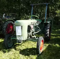 =Fendt Dieselross, gesehen in 36088 Hünfeld-Michelsrombach im September 2016