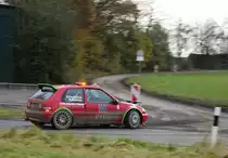 Vorwagen Nr.: 000 Kristian Postert & Björn Mann, Citroen Saxo Kitcar 2003 beim abbigen in einen Wirtschaftsweg nähe Rodder, Youngtimer Rally Köln - Ahrweiler