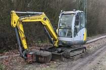 Hydraulikbagger Wacker Neuson Linz GmbH, Modell 3503RB, Baujahr 2013, hier eingesetzt bei der Fa. Leonhard Weiss an einer Baustelle in Lengerich-Schollbruch am 3.12.2016.