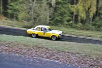 Opel Ascona A,mit der Startnumer 22, Patrick Meijer & Henk Schut bei der  Youngtimer  39. ADAC Rallye Köln Ahrweiler 12.11.2016, Morgens -2° auf teils noch glaten Asphalt