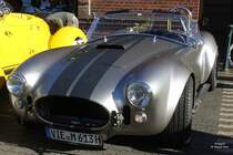 Cobra silbergrau bei Cars&Coffee in Düsseldorf, am 16.10.2016.