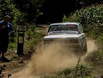 Lada 2105 (Rückansicht), gesehen auf dem Rallye Sprint Großnaraad am 07.08.2016, um 11:55.