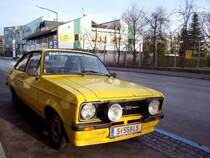 Ford-ESCORT aus Salzburg hat sich nach Ried i.I.  verirrt ; 081214