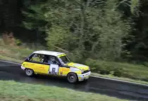Ralf Driescher & Karl Eduard Reinders Renault 5 Alpine mit der Startnummer 83 bei der  Youngtimer  39. ADAC Rallye Köln Ahrweiler 12.11.2016, Morgens -2° auf teils noch glaten Asphalt