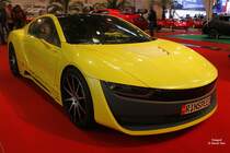 Rinspeed etos in Gelb auf der Essen Motor Show 2016.