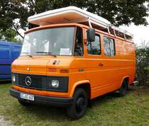 =MB T2 407 D, Bj. 1987, gesehen bei dem Veterama 2016 in Mannheim, Juli 2016