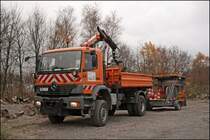 Abladen auf dem Lagerplatz vom Rasthof Sauerland-West.