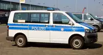 VW T5 der Polizei in Bremerhaven am 10.09.16