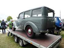 =Renault, fotografiert bei dem Veterama 2016 in Mannheim, Juli 2016