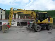 Komatsu PW 130-7 aufgenommen am 01.08.2010