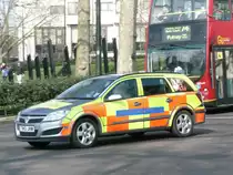 Tierrettunsauto am 4.3.14 in London.