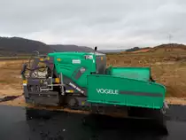 Vögele Super 800-3i eingesetzt bei Arbeiten an der Ortsumgehung Konz-Könen, 15.11.2015