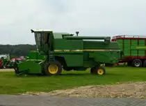 John Deere 1052 aufgenommen am 21.08.2011