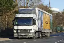 MB Actros 1841 mit Pritschenauflieger in Euskirchen - 29.12.2016