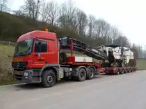 Mercedes-Benz Actros 3350 aufgenommen am 31.03.2013