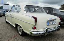 =Borgward Isabella, fotografiert bei dem Veterama 2016 in Mannheim, Juli 2016