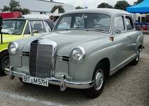 =Mercedes Benz Ponton, fotografiert bei dem Veterama 2016 in Mannheim, Juli 2016