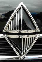 =Frontemblem vom Borgward Hansa 1500, fotografiert bei dem Veterama 2016 in Mannheim, Juli 2016