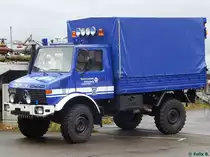 Mercedes Unimog 1300L vom THW im Stadthafen Sassnitz am 22.10.2016