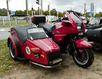 =BMW-Gespann, gesehen auf dem Parkplatz des Veterama 2016 in Mannheim, Juli 2016