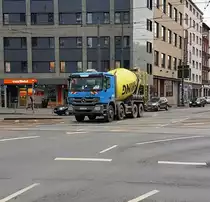 Mercedes Benz Actros Betonmischer am 14.01.17 in Frankfurt am Main