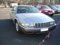 Cadillac Eldorado ETC. 1995 - 2002. Dieses Coupe war das achte und letzte Modell der legendären Eldorado-Baureihe der Cadillac-Division. Der Wagen war lediglich mit einem 
V8-motor mit 4893 cm³ lieferbar. Dieser 4.9l Motor konnte in den folgenden drei Motorleistungen geordert werden: 203 PS, 279 PS und 305 PS. Oldtimer- Youngtimertreffen Krefeld am 22.01.2017.