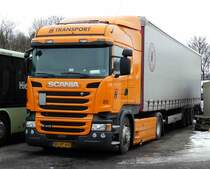 =Scania R 410 rastet auf dem Autohof Fulda Nord im Januar 2017