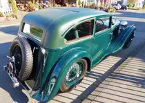  ALVIS -EIN NOBEL-BRITE AN DER SIEG.....
Extrem selten,ein solch bildschönes Oldtimer-Modell der britischen  ALVIS Car and
Engineering Company ,zwischen 1920 und 1967 in COVENTRY produziert,
hierzulande vor die Linse zu bekommen...
am 27.9.2014 in DATTENFELD/SIEG....