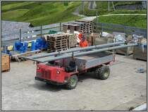 Diesen kleinen Transporter (Hersteller vermutlich die Robert Aebi AG) habe ich am 24.07.2008 auf der Kleinen Scheidegg in der Schweiz fotografiert.
