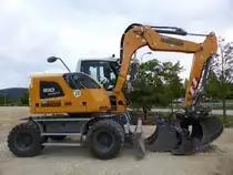 Liebherr A 910 Compact Litronic auf einer Baustelle bei Konz, 21.08.2016