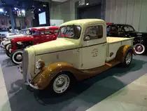 Ford V8 Pick-up auf der International Motor Show in Luxembourg, 18.11.2016