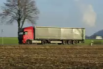 Mitzieher DAF XF, am 6.2.2017 auf der L 164 (ex B221) bei Übach - Palenberg