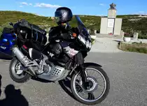 HONDA,Africa-Twin hat sich am Polarkreis eingefunden; 160720