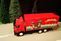 HERPA-MB-LKW  ALMDUDLER -
Seltenes HERPA-MB-LKW-Sammlerstück-wer je früher mit Mama und Papa die
Sommerferien in Österreich verbrachte,kennt diese Kräuterlimo....
hier am 9.2.2017