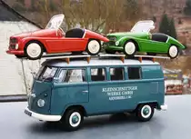 KULT!!!SCHUCO VW-BULLI  KLEINSCHNITTGER 
Schon jetzt ein absolutes SCHUCO-Kultmodell und  Supermodell 2014 -der VW-Bulli
als Transporter für 2 Kleinschnittger-Roadster,von denen im Original
zwischen 1950-57 knapp 3000 Exemplare im sauerländischen Arnsberg fabriziert
wurden.Schuco-Limitierung auf 1.000 Exemplare,
daher ein hoher Sammlerwert garantiert...hier am 10.2.2017