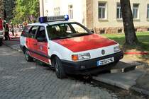 VW Passat B3 Variant als KdoW der Feuerwehr Weißenfels bei einer Vorführung am 04.09.2005 