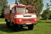 ROBUR LO 3000 als Feuerwehrfahrzeug der FFw Markröhlitz am 27.8.2005 unterwegs in Sachsen-Anhalt.
