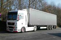 =MAN - Sattelzug rastet auf dem Autohof Fulda Nord im Februar 2017