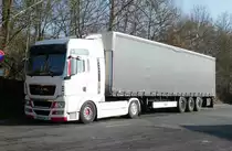 =MAN - Sattelzug rastet auf dem Autohof Fulda Nord im Februar 2017