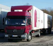 =MB Atego von RÖWA rastet auf dem Autohof Fulda Nord im Februar 2017