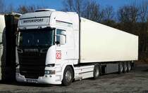 =Scania R 520 rastet im Februar 2017 auf dem Autohof Fulda-Nord