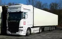 =Scania R 520 rastet im Februar 2017 auf dem Autohof Fulda-Nord