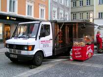 Der  Grillhendlexpress  ist da, Wochenmarkt Ried i.I.; 081223