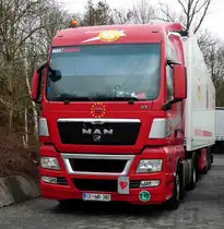 =MAN-Sattelzug rastet auf dem Autohof Fulda Nord im Februar 2017