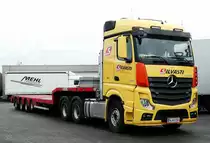 =MB-Tieflader rastet auf dem Autohof Fulda Nord im Februar 2017