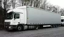 =MB Actros 1844 rastet auf dem Autohof Fulda Nord im Februar 2017